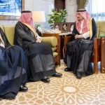 أمير منطقة الرياض يستقبل رئيس الجامعة السعودية الإلكترونية