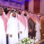 صحيفة أقلام الخبر تتسلّم من صاحب السمو الملكي الأمير فيصل بن سلطان تكريم مبادرة «فينا خير» نظير شراكتها الإعلامية