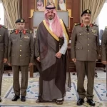 أمير منطقة المدينة المنورة يقلّد عددًا من الضباط رتبهم الجديدة