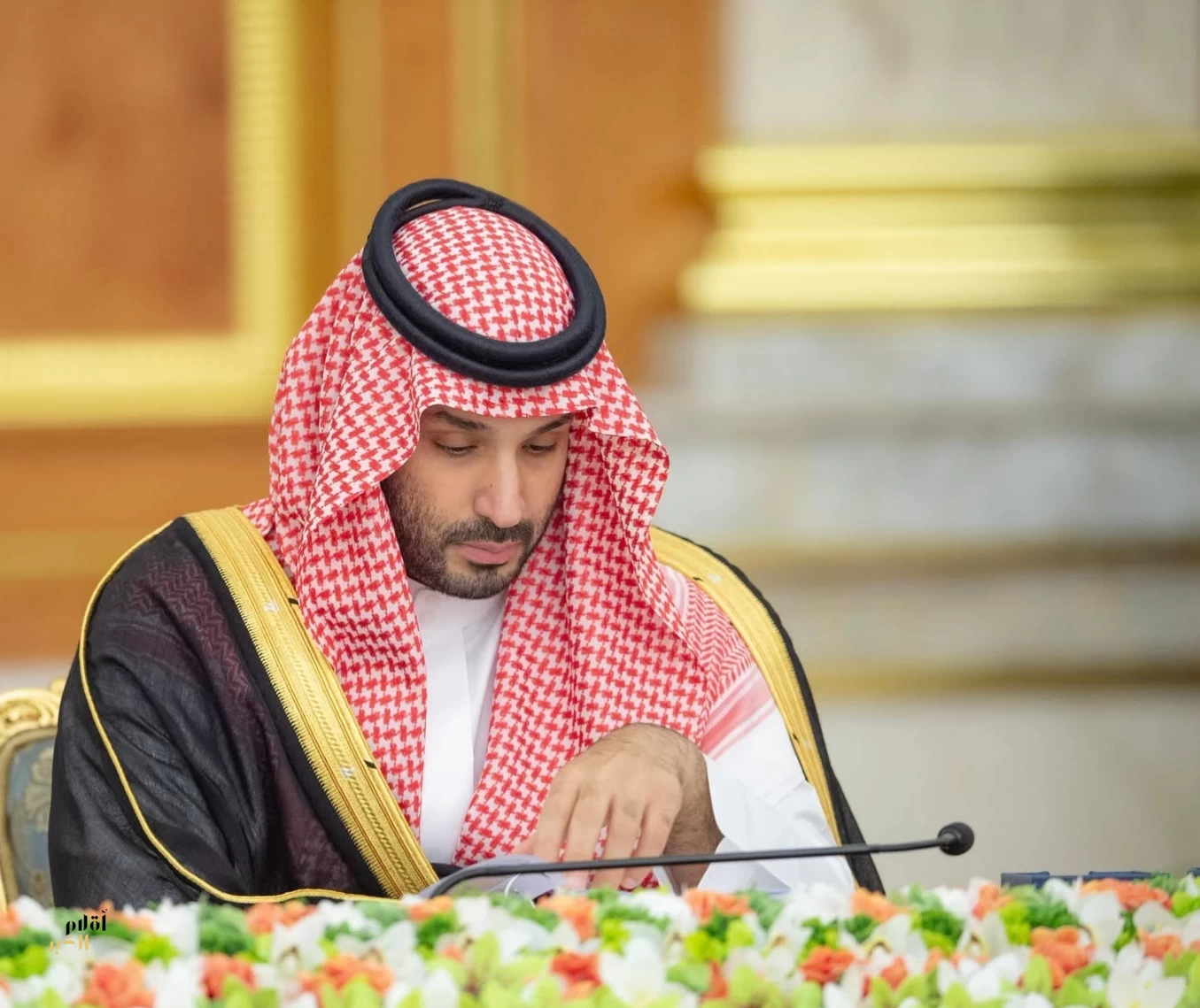 سمو ولي العهد يرأس جلسة مجلس الوزراء في جدة