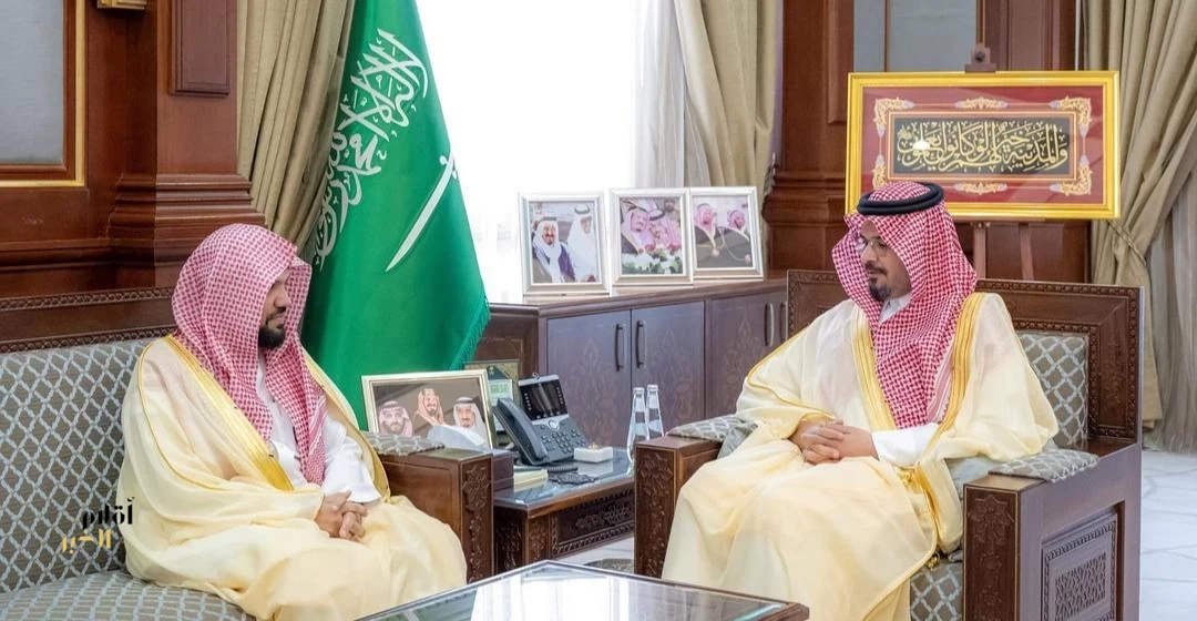 أمير منطقة المدينة المنورة يستقبل مساعد الرئيس العام للشؤون الدينية بالمسجد النبوي