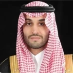 نائب أمير منطقة الجوف يطمئن على صحة الشيخ متعب القعقاع