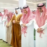 نائب أمير منطقة الرياض يؤدي صلاة الميت على عبدالجليل آل سيف