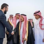 الرئيس السوري يغادر الرياض وفي مقدمة مودعيه أمير المنطقة