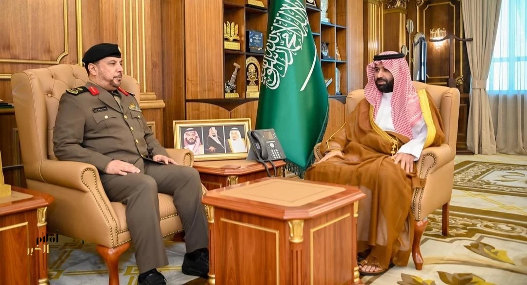 أمير منطقة جازان يستقبل مديرَي المرور السابق والمعيّن حديثًا