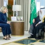 أمير المنطقة الشرقية يستقبل القنصل العام للولايات المتحدة الأمريكية بالظهران