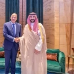 سمو وزير الدفاع يلتقي وزير الدفاع الوطني في الجمهورية الهيلينية