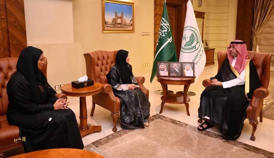 محافظ جدة يستقبل رئيسة جامعة عفت