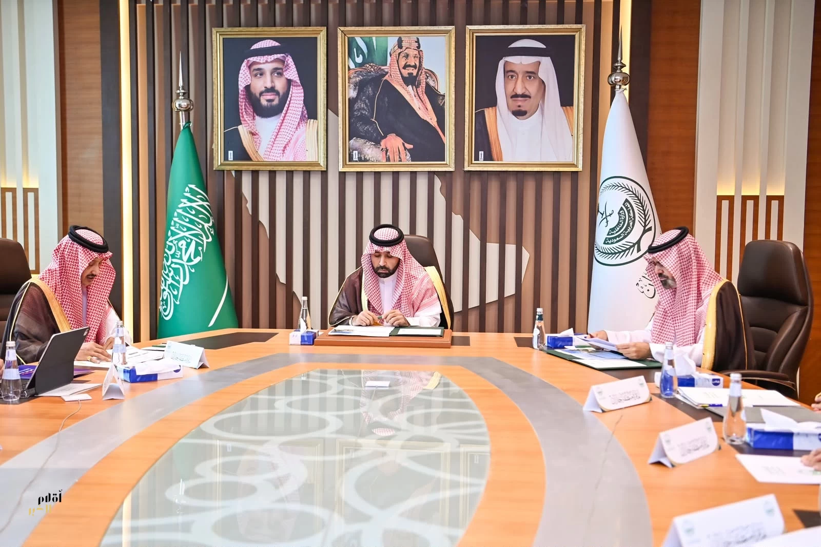 أمير جازان يرأس اجتماعًا لمناقشة روزنامة فعاليات المنطقة للعام القادم 2027
