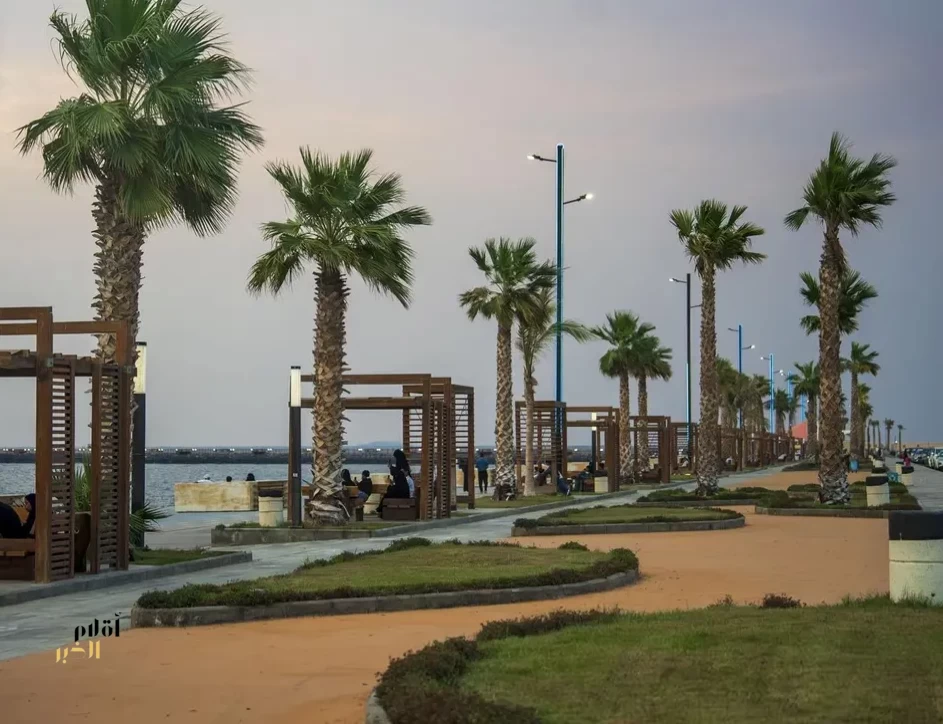 الواجهة البحرية بمدينة جيزان.. بانوراما حضرية تعانق البحر وتثري التجربة السياحية
