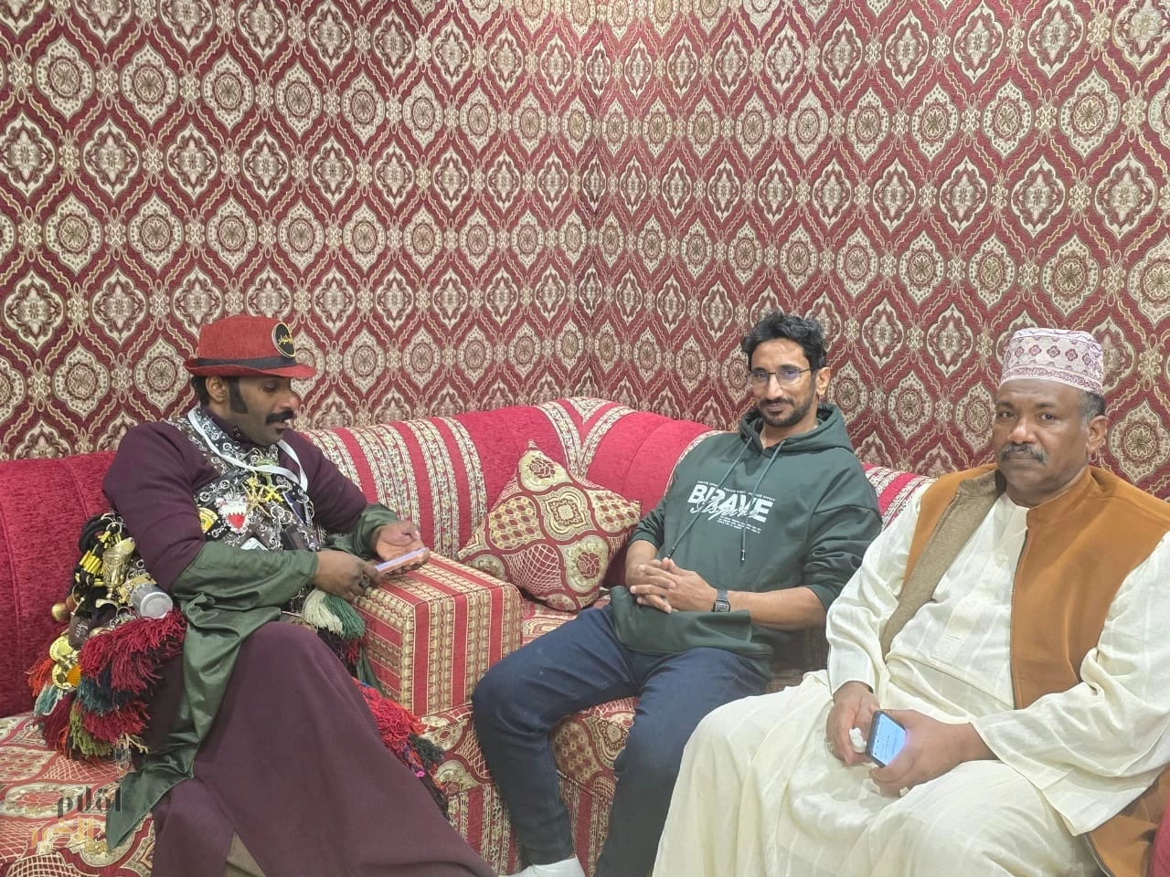 28394ffa-003c-49cb-8127-eee7c7895f92