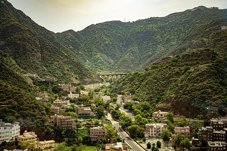 4AE047CB-A9D8-42BC-BB39-51E6E29409F4