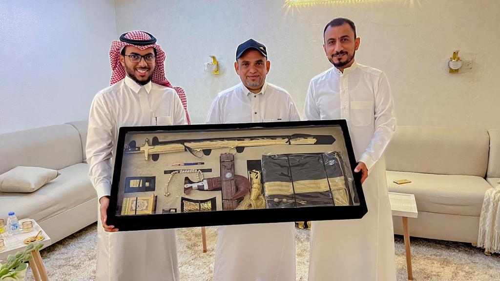 تنمية الشقيق: تكرم الزميل حسين عتودي لتميزه