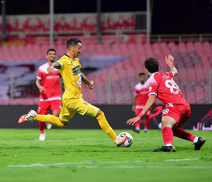 بثنائية نظيفة التعاون يتغلب على الوحدة