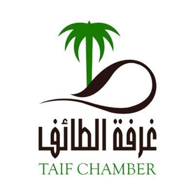 ” الزهراني ” تكرم الأسر المشاركة بمهرجان طائف الورد