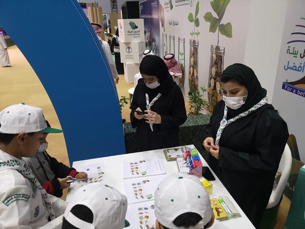 92F1C0A6-5EB3-4AEC-950F-1634D593CD97