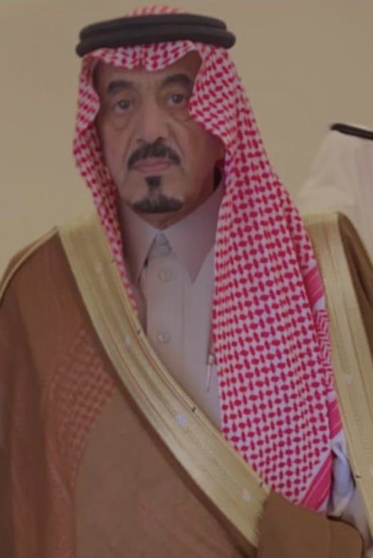 شيخ شمل قبائل لحاف ووقشه وآل الجحل يجدد بيعة “ولي العهد”