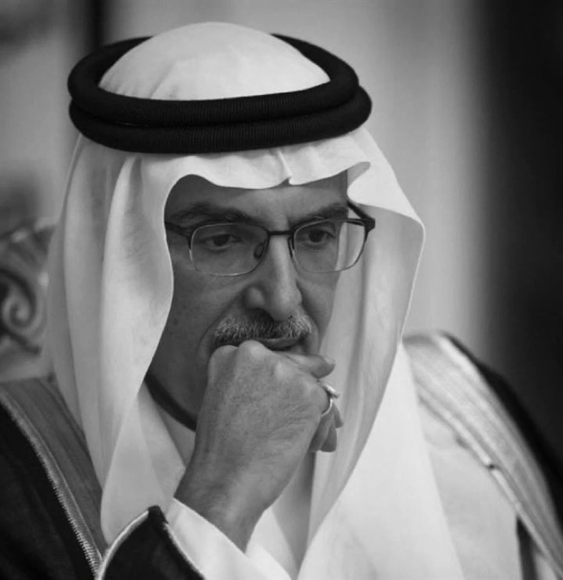 وفاة الأمير الشاعر بدر بن عبدالمحسن عن عمر يناهز 75 عامًا: فقدان رائد الشعر والأدب