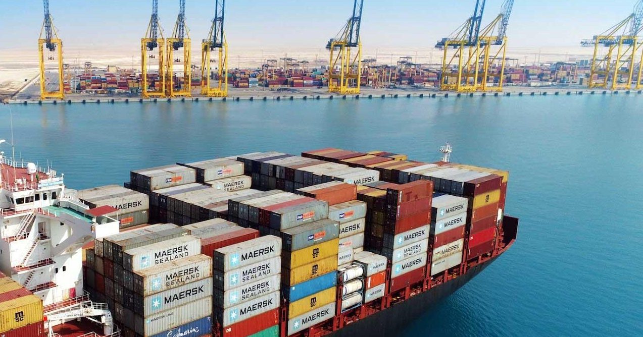 12 جهة حكومية تنفذ عدة مبادرات لتنمية قطاع النقل البحري