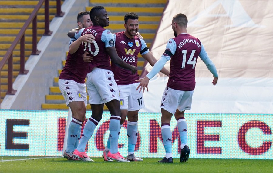 ثنائية المصري تريزيغيه تنعش آمال أستون فيلا في البقاء