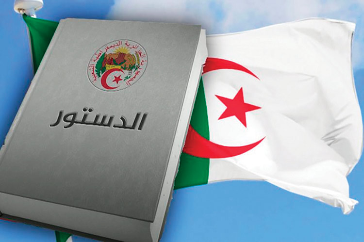 الجزائريون يستفتون على دستورهم الجديد بالتزامن مع ذكرى اندلاع الثورة التحريرية