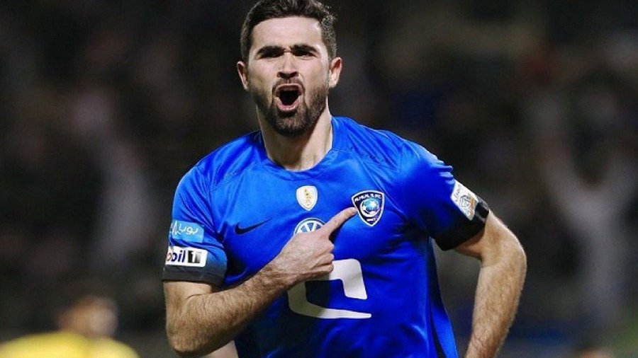 الهلال يخطط لضم بديل عمر خربين