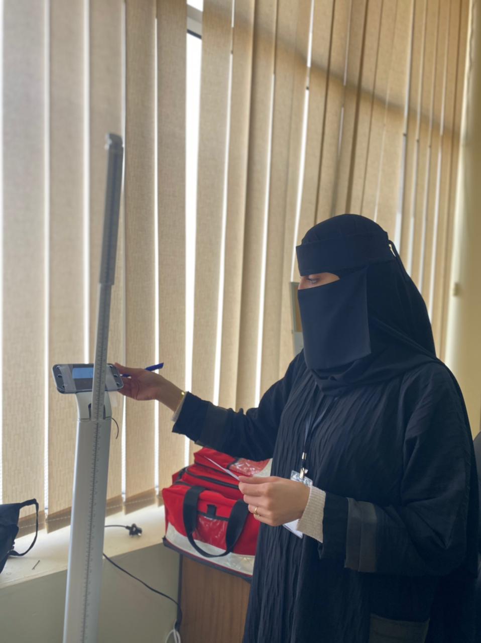 زيارة فريق مبادرة اعرف ارقامك للإدارات النسائية بتعليم منطقة الحدود الشمالية .