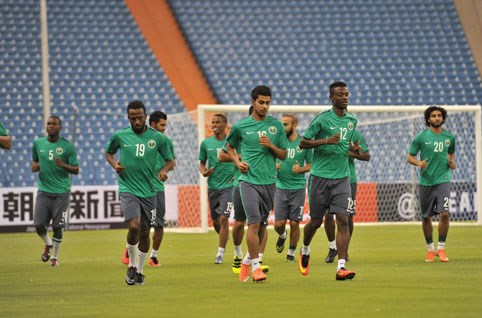 الأخضر يختتم تدريباته استعداداً لأوزباكستان وسط متابعة المسحل