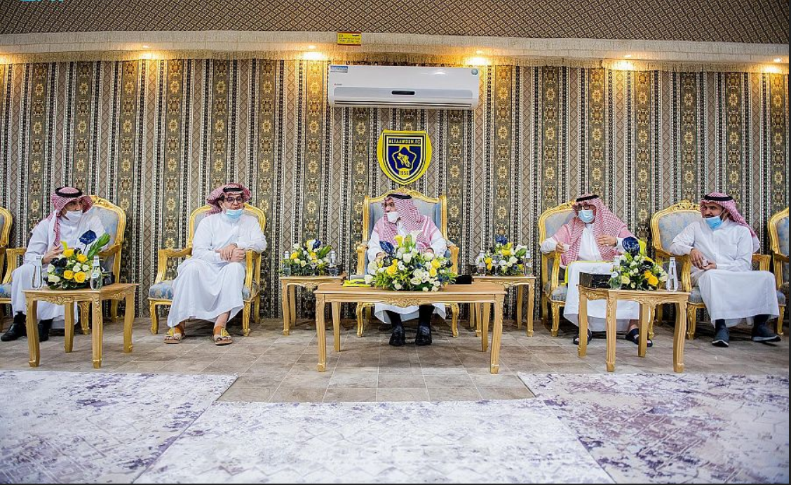 سمو أمير القصيم يحفز لاعبي التعاون لتحقيق كأس الملك قبيل مباراته النهائية مع الفيصلي