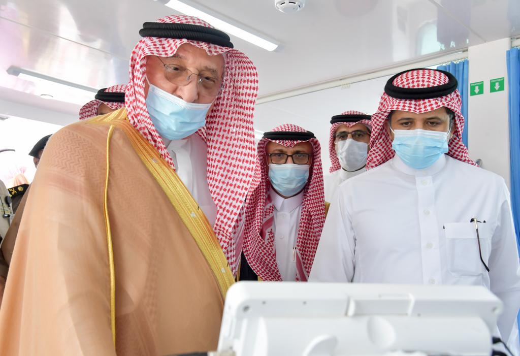 سمو أمير منطقة جازان يدشن خدمة الإسعاف البحري بجزيرة فرسان