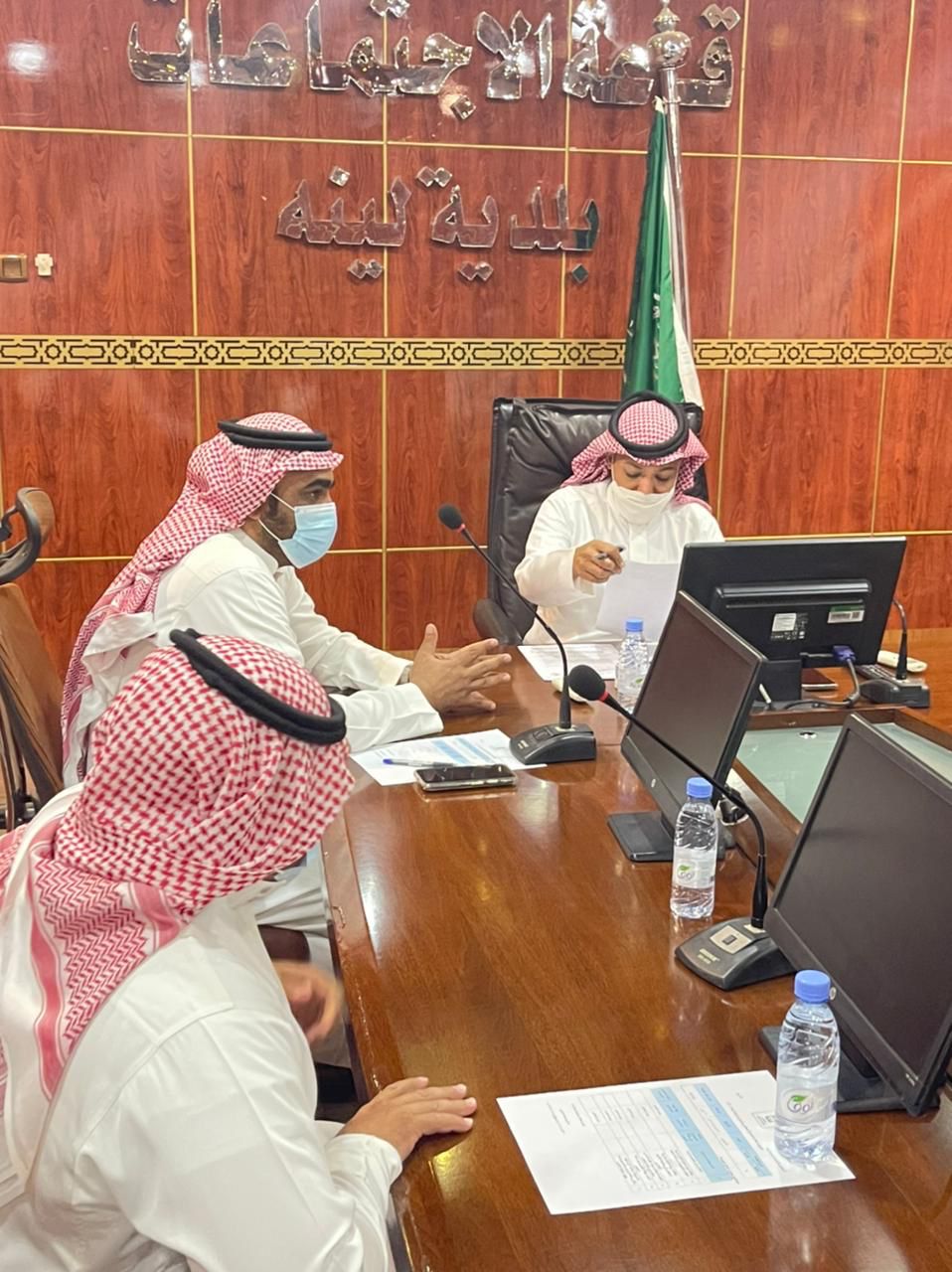 عقد المجلس البلدي لبلدية لينه جلستة الحادية والسبعين برئاسة رئيس المجلس مشاري الشريم وبحضور الأعضاء