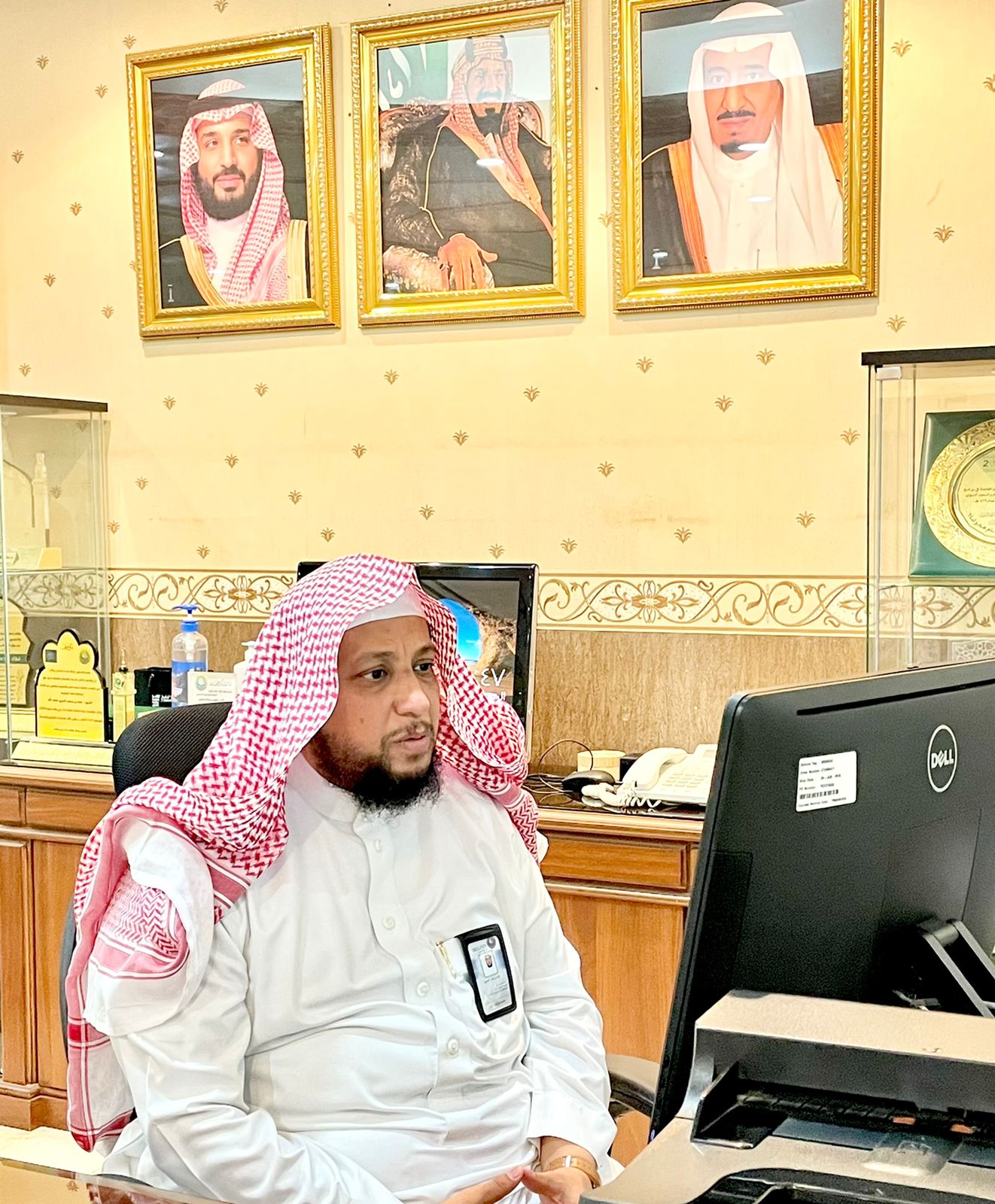 مدير عام فرع الرئاسة العامة لهيئة الأمر بالمعروف بمكة المكرمة يعقد اجتماعاً بمديري الإدارات ورؤساء الهيئات بالمنطقة