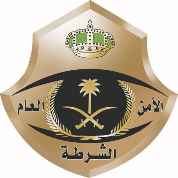 القبض على شخصين مستهترين ترجلا عن مركبتهم وتركوها تسير على الطريق