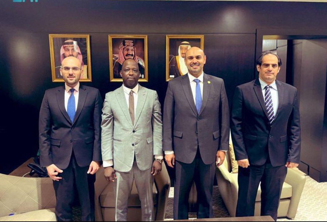 سفير المملكة لدى بوركينافاسو يلتقي مسؤولاً بوركينيًا