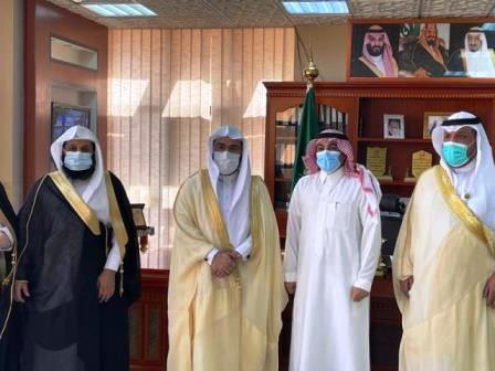 فرع هيئة الأمر بالمعروف بمنطقة الحدود الشمالية يفعّل حملة " مكارم الأخلاق" في بلدية محافظة العويقيلة