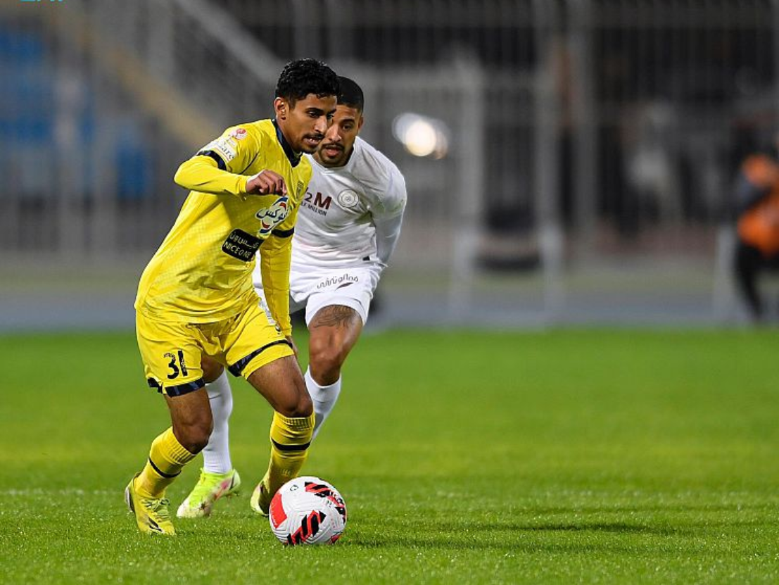 الشباب يتغلب على التعاون بثلاثية مقابل هدف