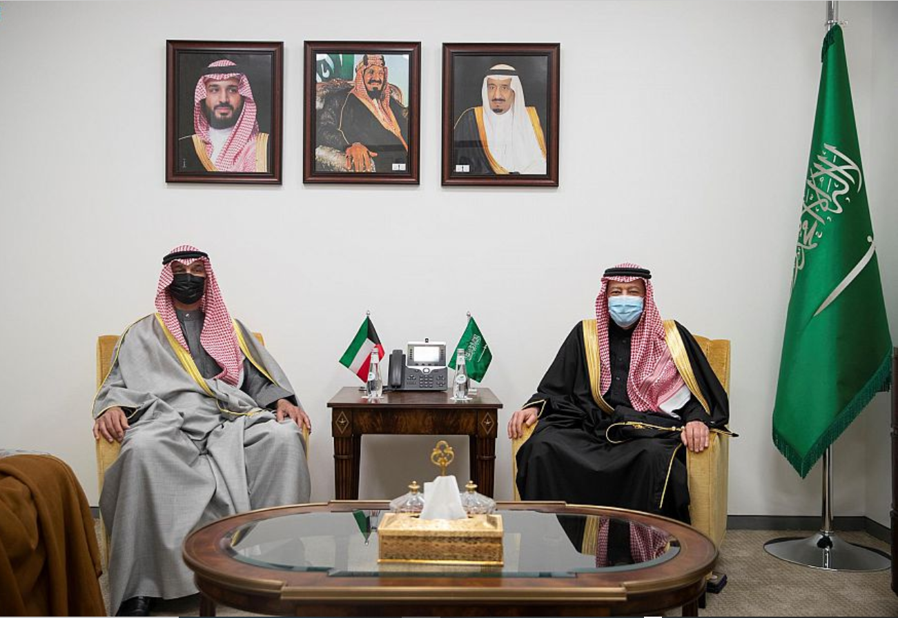 نائب وزير الخارجية يلتقي بنائب وزير خارجية الكويت