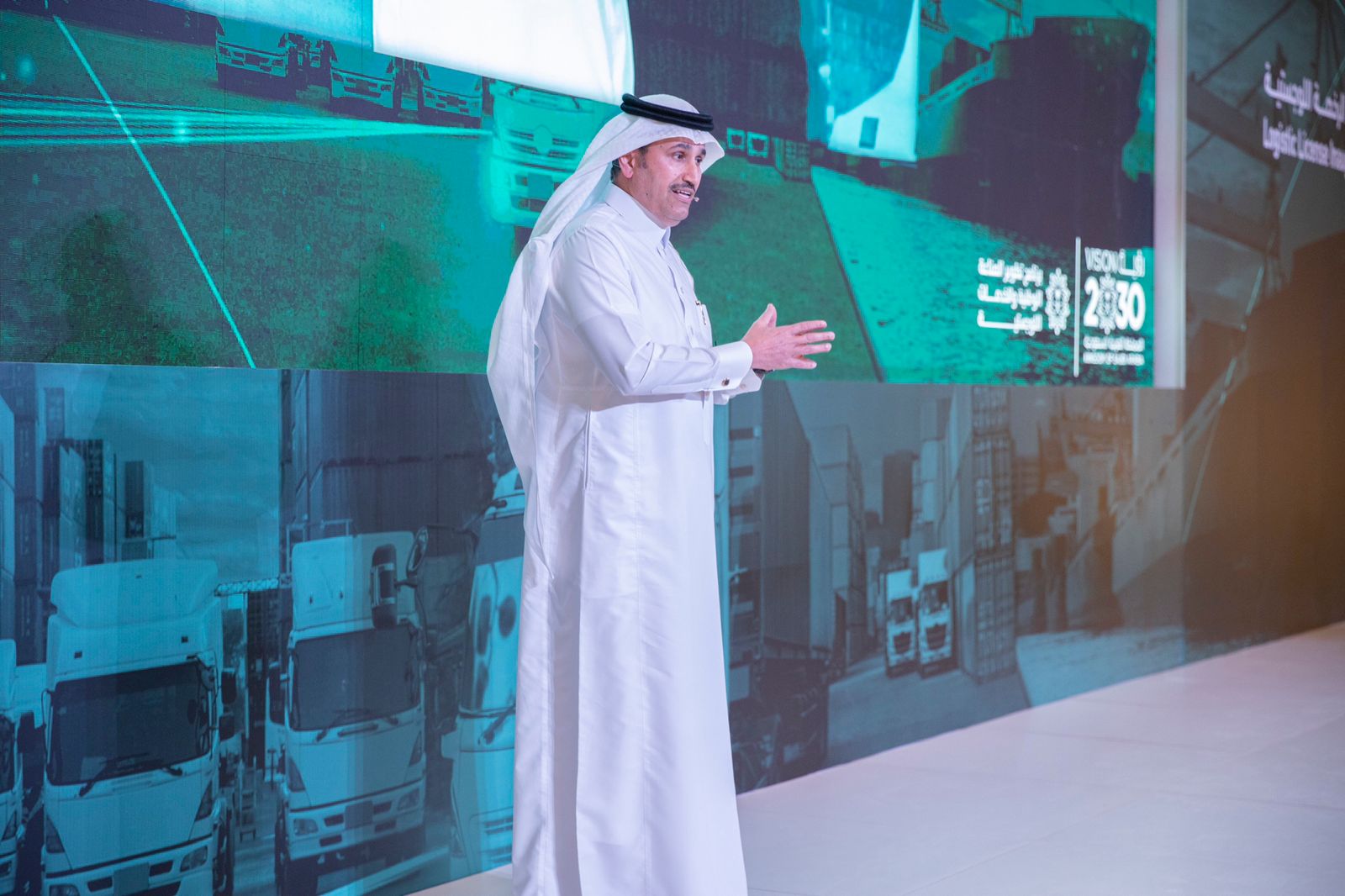 معالي وزير النقل والخدمات اللوجستية يطلق "الرخصة اللوجستية"