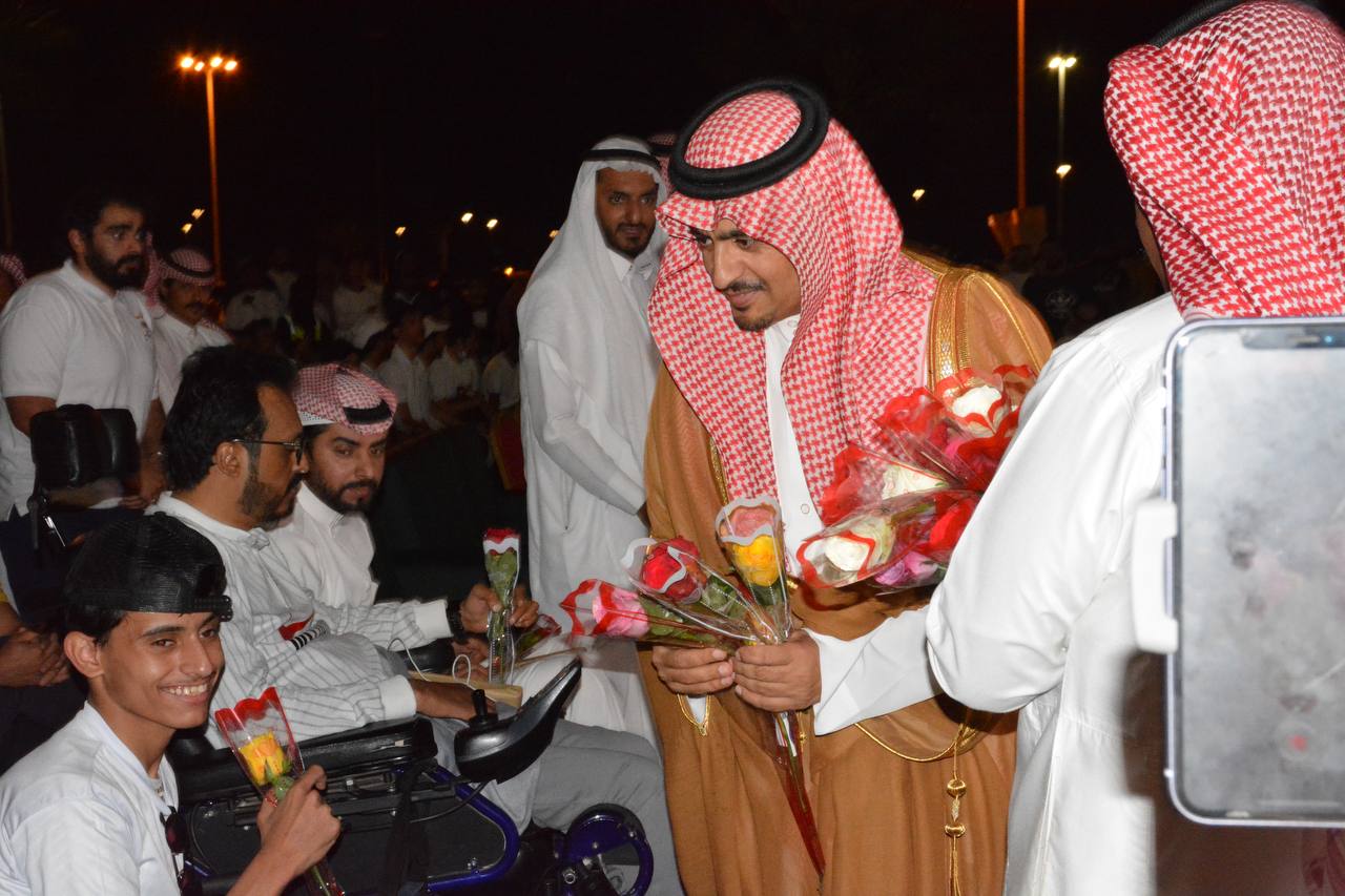 السرحاني يشهد فعاليات اليوم العالمي لذوي الإعاقة بواجهة عسير البحرية
