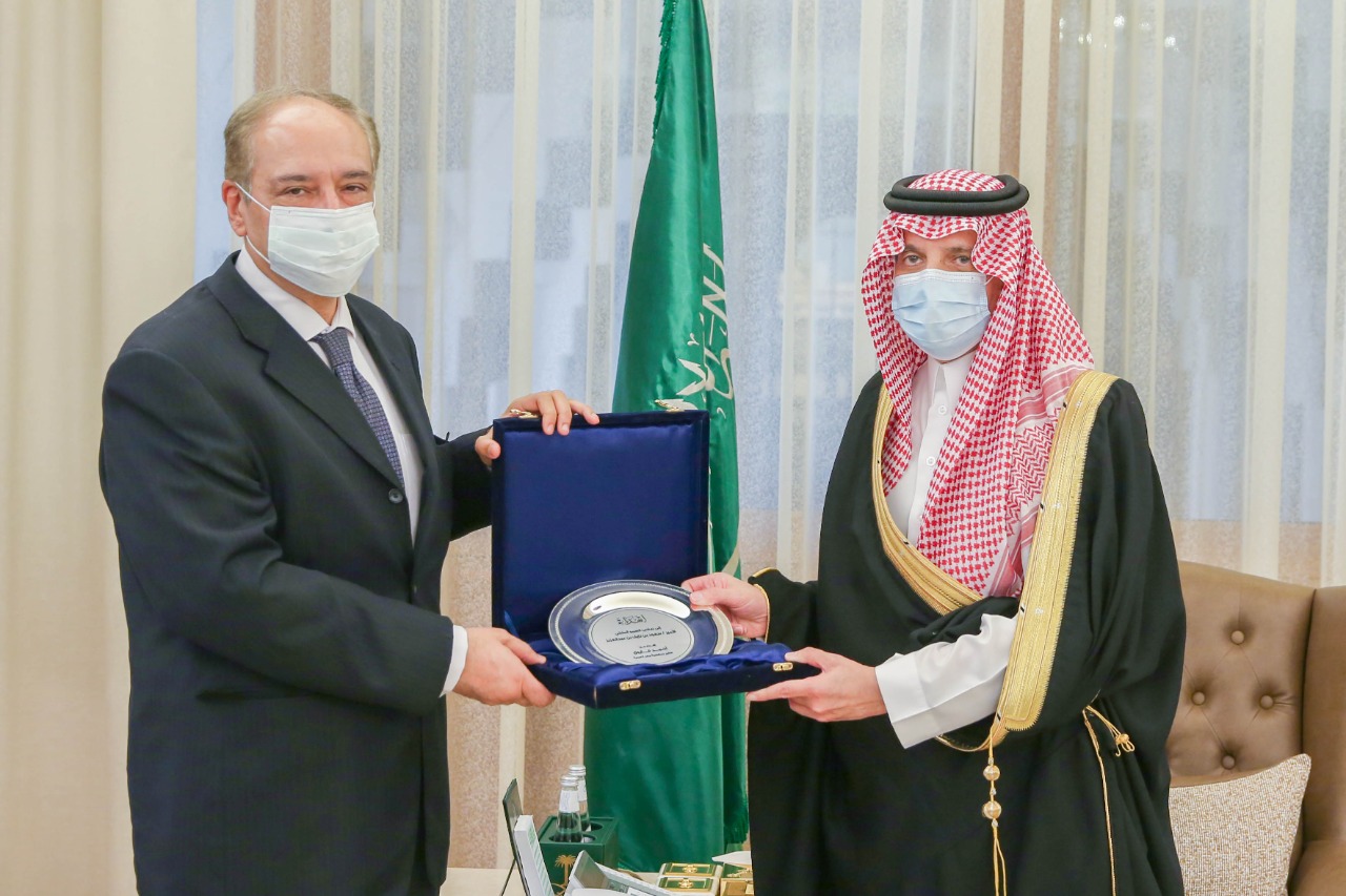 أمير الشرقية يستقبل سفير جمهورية مصر العربية لدى المملكة