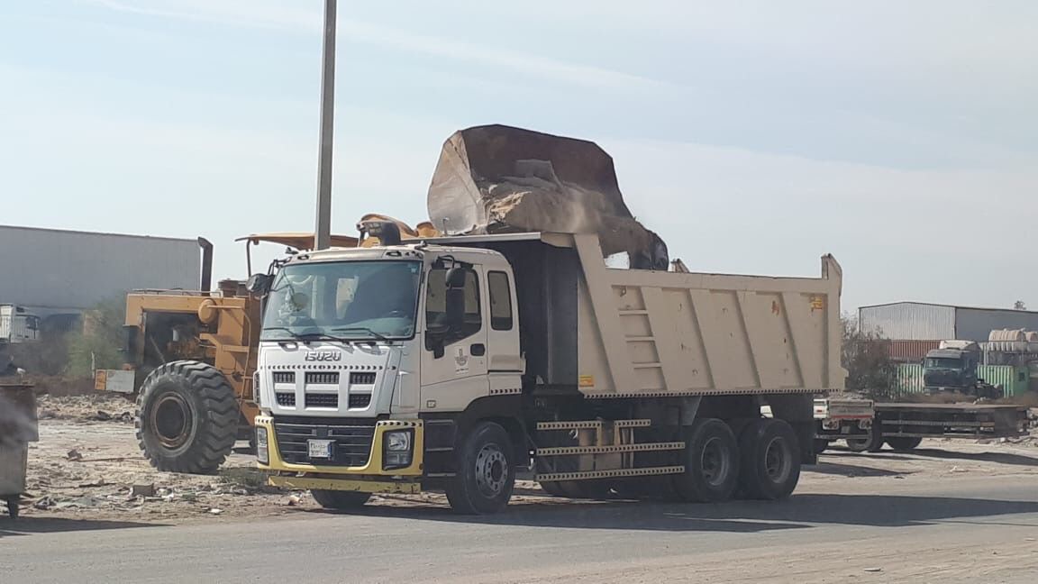 بلدية الجبيل ترفع أكثر من 15,400 م3 الأنقاض ومخلفات بناء مجهولة المصدر ضمن حملة لمعالجة التشوهات البصرية بالمحافظة