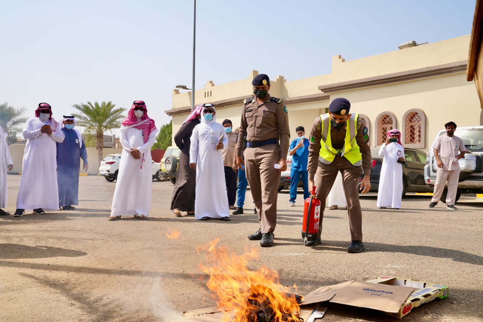 بلدية محافظة صبيا تُفعل اليوم العالمي للدفاع المدني تحت شعار  "سلامة الإنسان بناء ونماء"