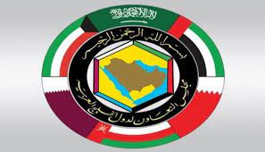 الأمين العام لمجلس التعاون يؤكد الموقف الثابت للمجلس في دعم الشرعية الدستورية والحل السياسي للأزمة اليمنية