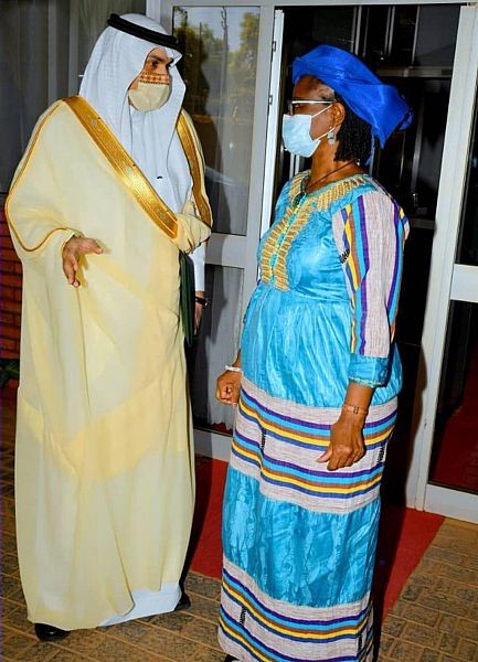 وزيرة الخارجية البوركينية تلتقي بسفير المملكة لدى بوركينا فاسو