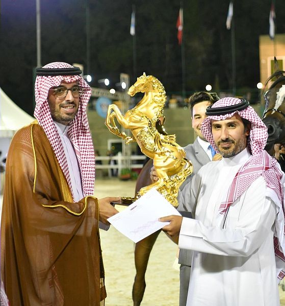سمو محافظ جدة المكلّف يُتوِّج الفائزين ببطولة منطقة مكة المكرمة الدولية الثانية عشرة لجمال الجواد العربي
